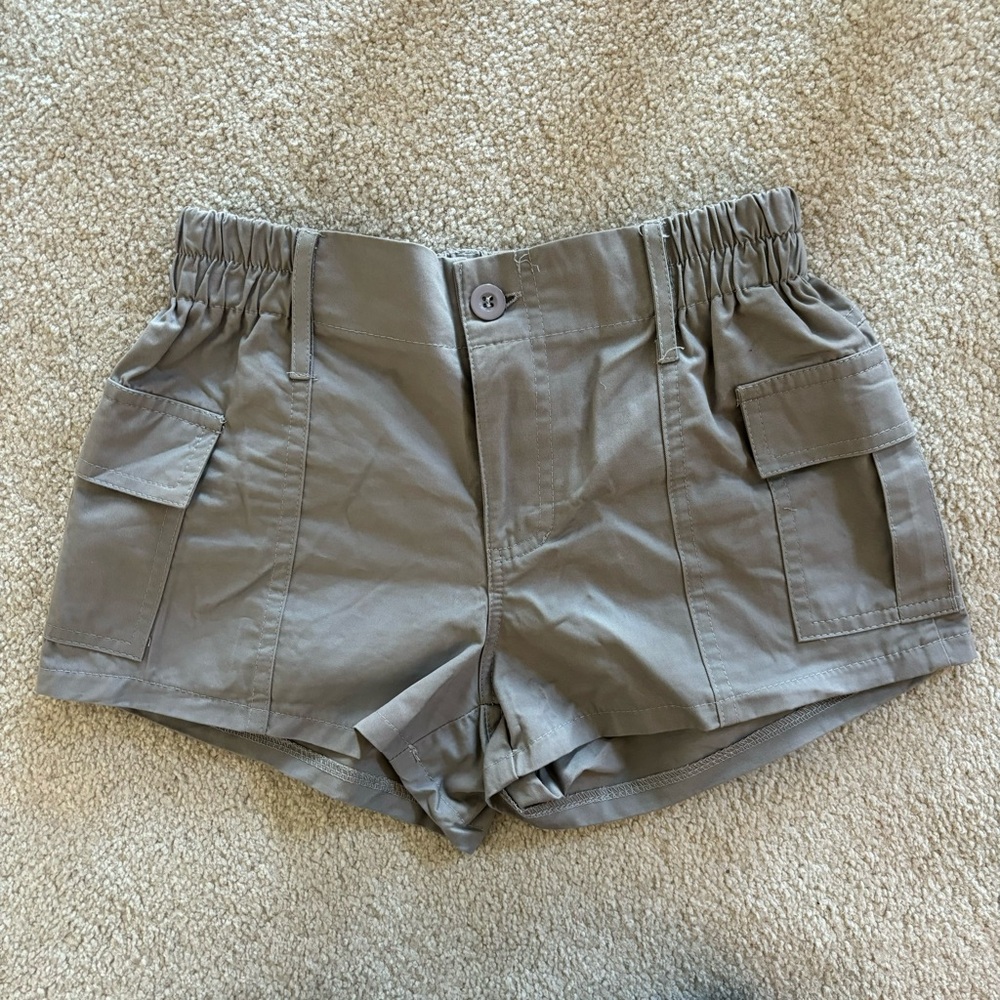 NWOT: Cargo Shorts - Size XS